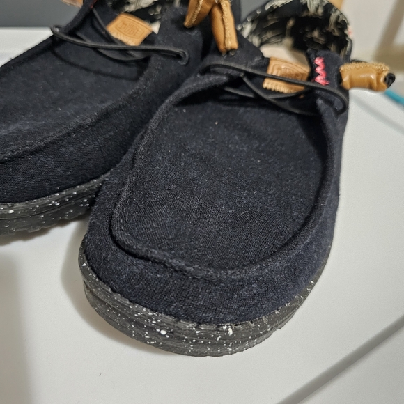 Hey Dude Wendy Washed Shoes - Picture 9 of 14